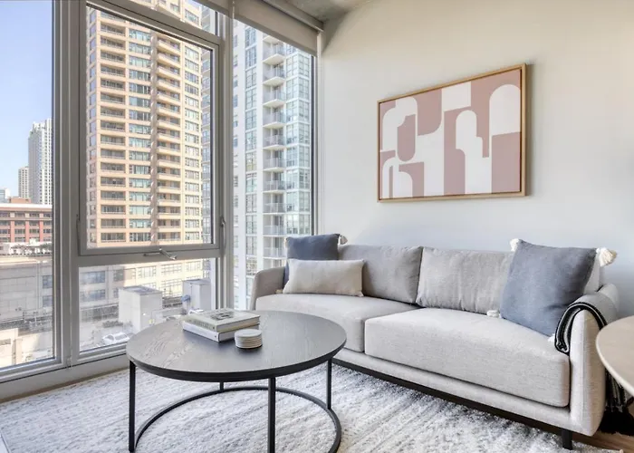 W Loop W Deck Pool Gym 3 Blocks To L Chi-644