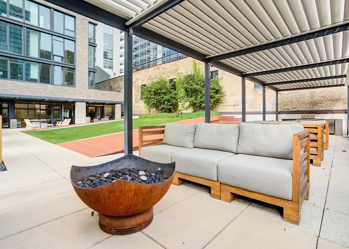 W Loop W Deck Pool Gym 3 Blocks To L Chi-644
