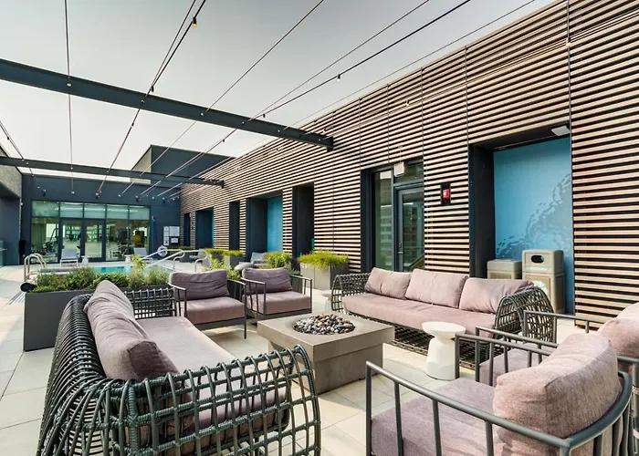 W Loop W Deck Pool Gym 3 Blocks To L Chi-644
